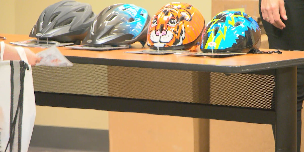 bike helmets at houghton park The Hudson Urban Helmet | Ebike rated The Hudson is meticulously designed to keep you comfortable with 13 strategically placed vents for optimal airflow. The best MTB trails around
