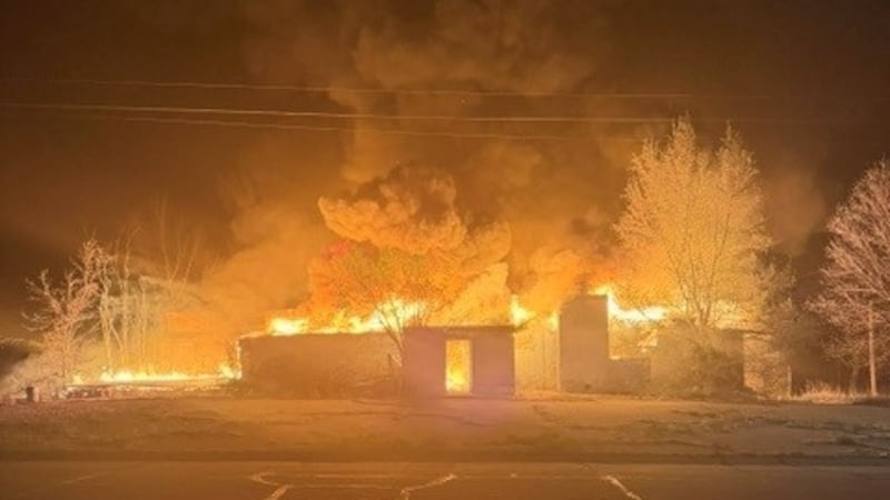 Fire at the former Lamplighter Inn in Bloomington, Nebraska.